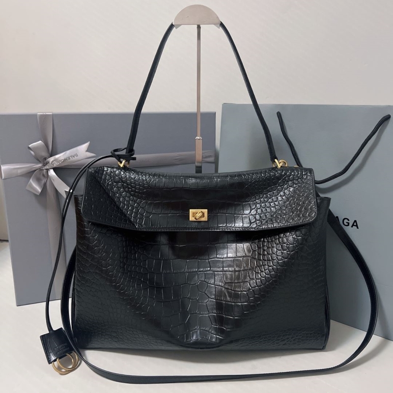 Ba*len*cia*ga top handle bags